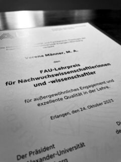 Zum Artikel "Verena Männer erhält den FAU-Lehrpreis 2023 für außergewöhnliches Engagement und exzellente Qualität in der Lehre"