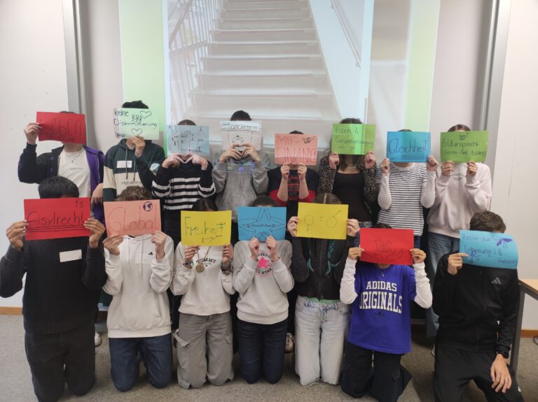 Gemeinsam für Menschenrechte: Ein interaktives Bildungsprojekt